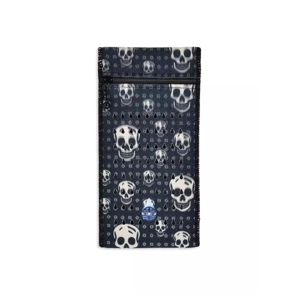 Insulin cooling wallet for kids with trendy skull design, fits two insulin pens or vials, keeps insulin cool for up to 48 hours.
