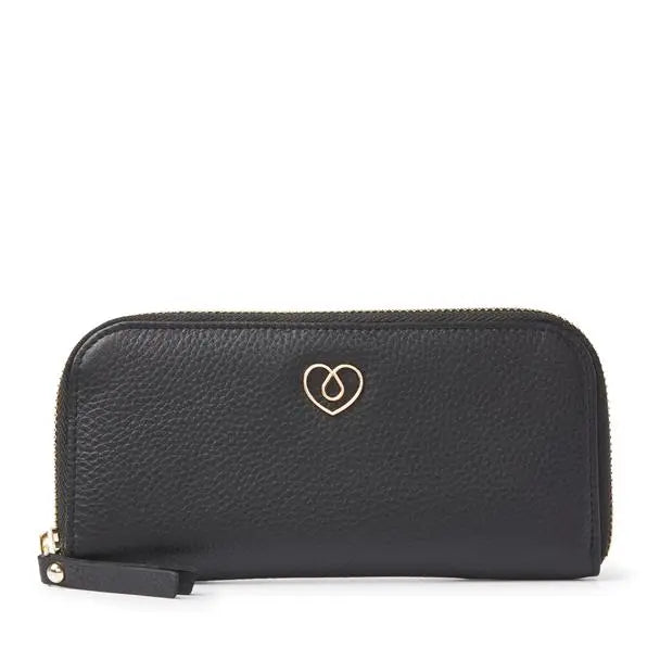 Black leather case for diabetics with gold heart emblem, protective and stylish for daily use. Immagine