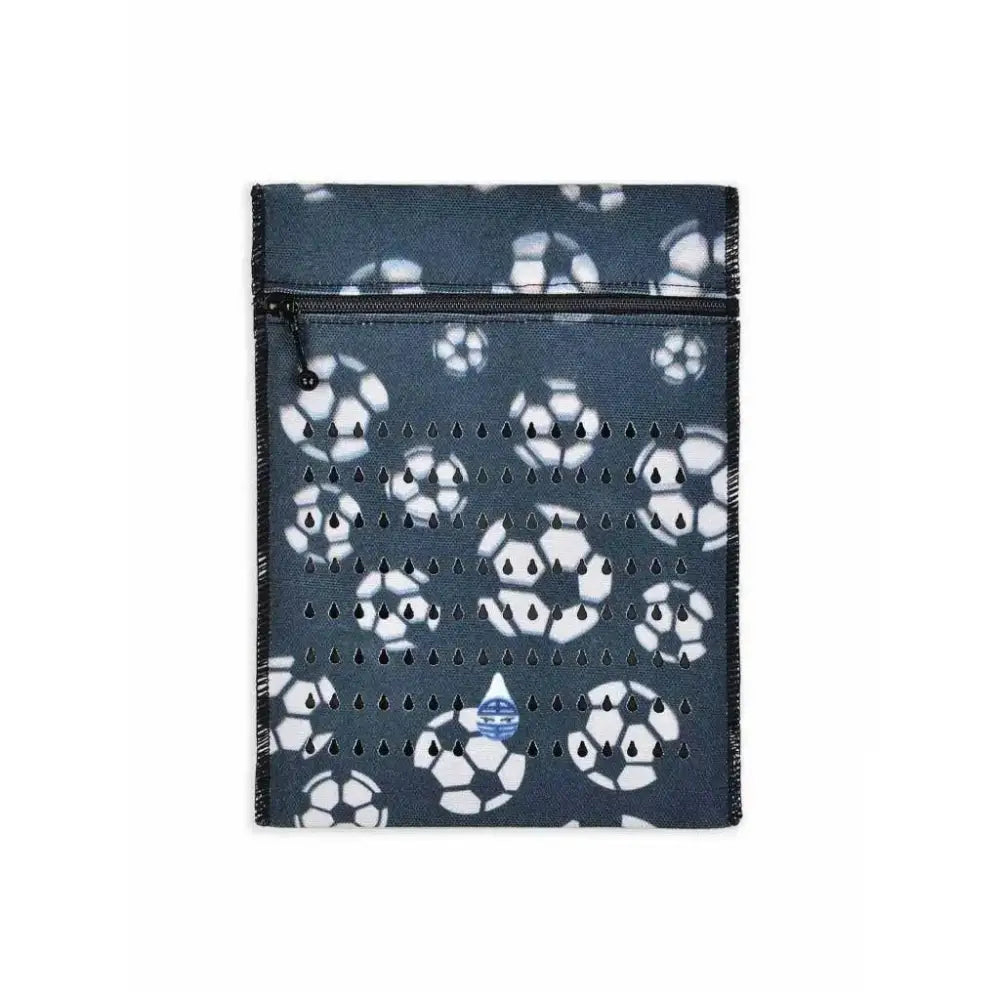 Insulin cooling wallet for kids with soccer ball design, holds 4 insulin pens or 8 vials, temperature control up to 48 hours.