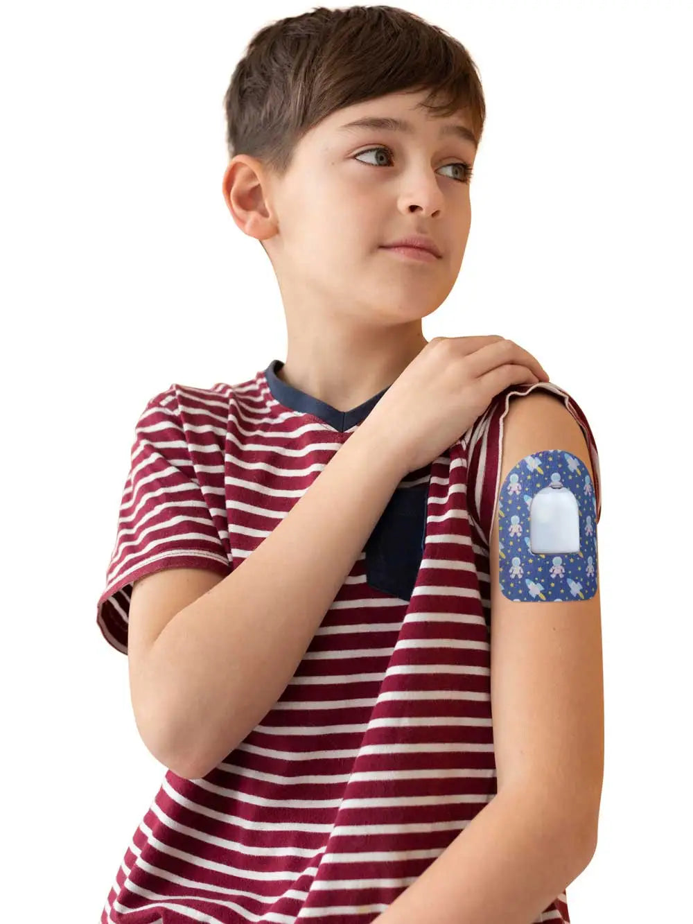 Cerotto adesivo per Pod Omnipod, fantasia Astronaut, indossato da un bambino