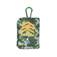 Insulin pump pouch for kids with cooling system in camouflage design and carabiner.